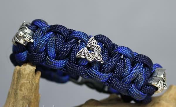 Bild von Paracord Armband BAT - mitternachtsblau / blau lizzard mit Fledermaus aus Metall